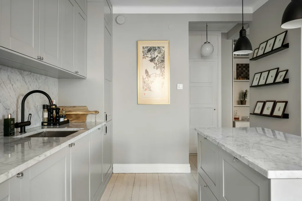 cambiar la encimera de la cocina: encimera gris